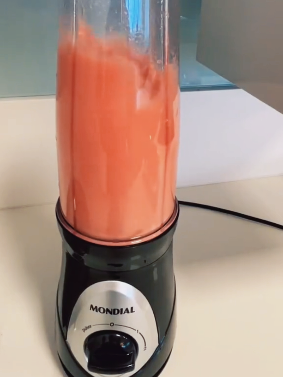 Dê uma olhada em Liquidificador Portátil Mondial Personal Blender 300W 127V Preto DG-01  por R$199,00. Compre na Shopee agora! #liquidificadorportatil #liquidificador #mondial 