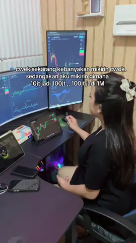 Bukan begitu nona  #tradinglifestyle📉📈📊💰 #cewektrading #forextrading #olymptradestrategy #stockity 