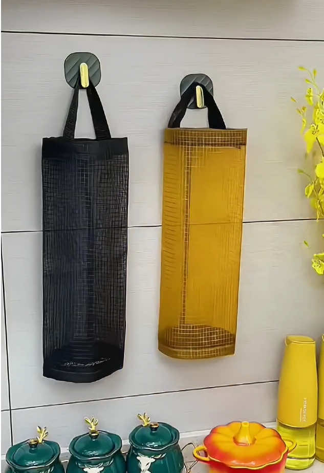 ✨Wall-mounted Bag Organizer ✨ No more messy plastic bags! 🛍️ Large capacity ✔️ Easy pull-out 🔄 Keep kitchen tidy 🍳🏠 #MalaysiaHome #StorageHack #KitchenMustHave #HomeEssentialsMY #ViralFinds