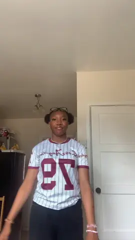 I think I killed it🤔even though I didn’t have anyone to dance this with 😞🥲but I enjoyed dancing it still 😩🫴🏻pls like and comment 💋💋#fyppppppppppppppppppppppp #tik_tok #showsomelove❤️ @TikTok @TikTok UK 