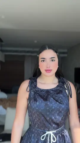 يوم اسود يوم ماشوفتك 🤣