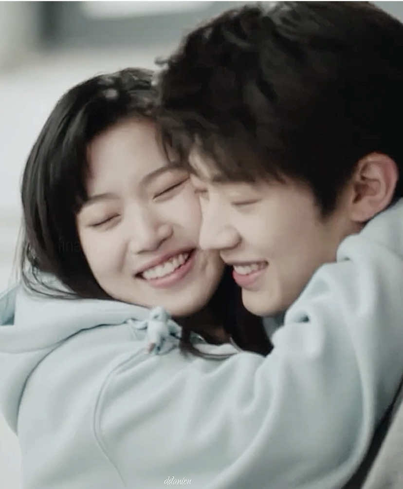 love them #timeandhimarejustright #tahajr #linxi #jijunxing #cdramaedit 