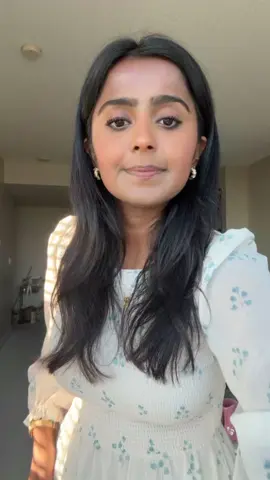 Tuesday morning OOTD, featuring a new addition 💍. Dress is @Aritzia ngs are @COTTON ON , necklace is @Hillberg & Berk® and my new bling is courtesy of my sweet fiancé . #fashion#engaged#fiance#OOTD#fashionstyle#style#fashionweek#corporate#lawyer#Summer#aritzia#spring