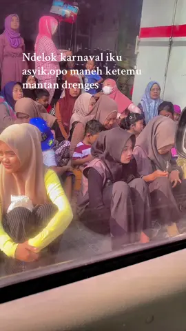Ndelok wong ndelok karnaval  #baureno #karnaval #hutri #fypシ゚viral #bojonegoro24jam #bojonegoro 
