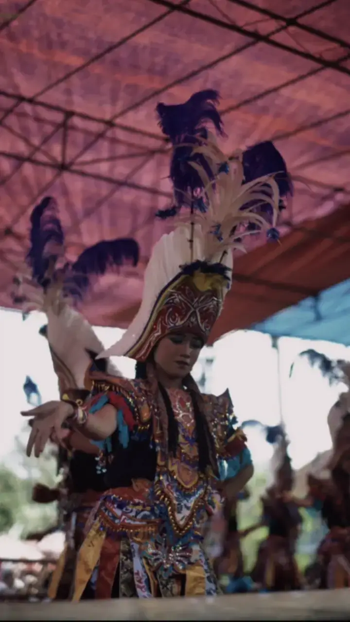 lagi suka sama lagunyaa🤍💙