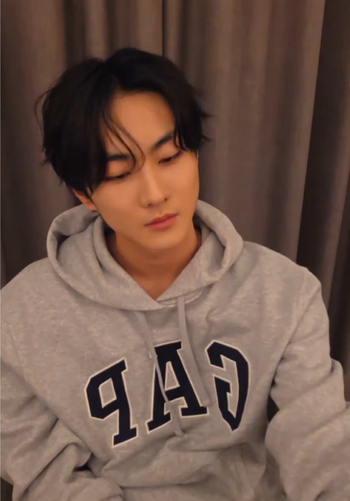 idk that hoodie goes hard #jungwon #enhypen 