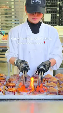 The doughnuts in London everyone is obsessed with 🔥 #cremebrulee #doughnuts #boroughmarketlondon 