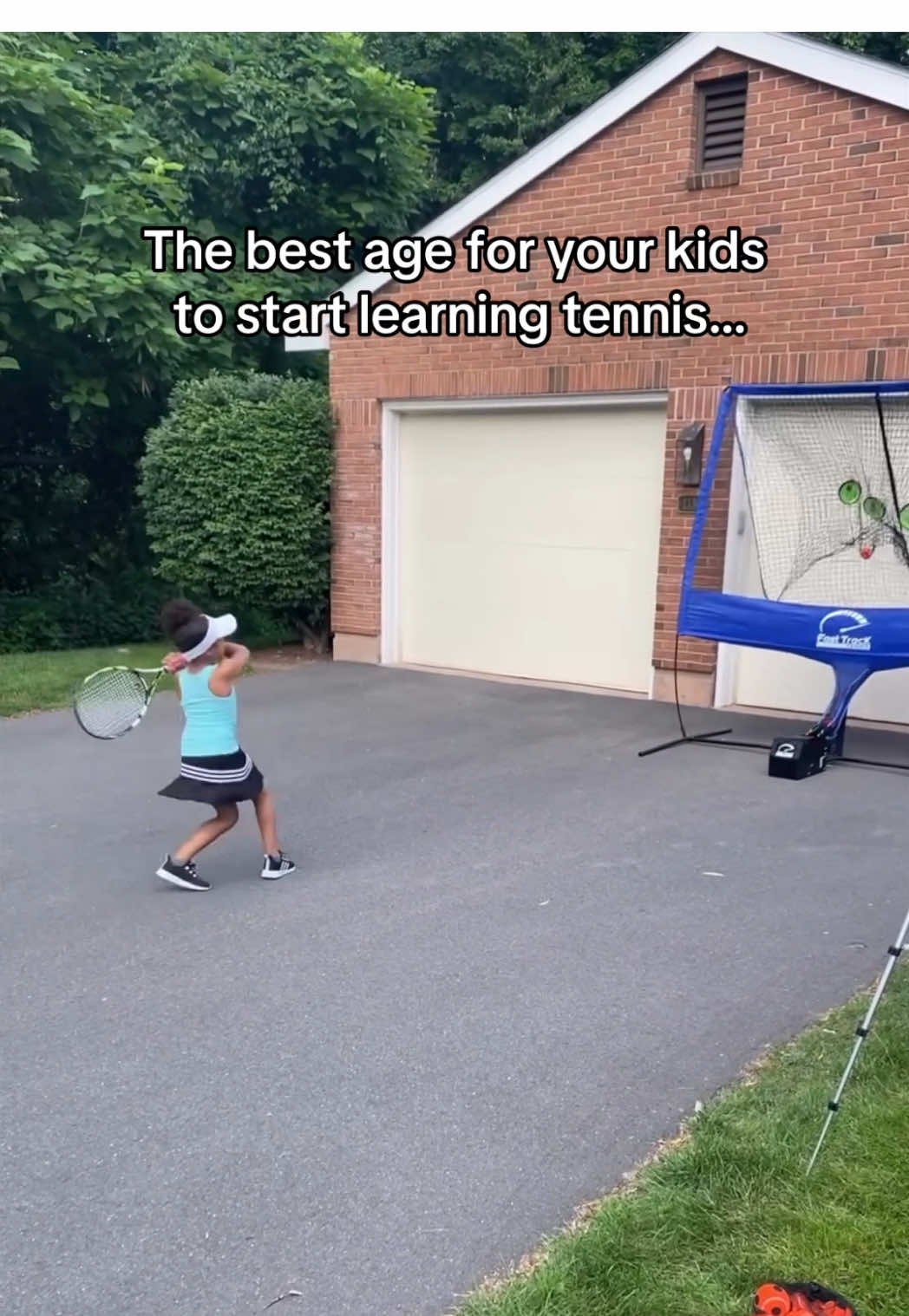 🎾 Who needs a private coach when your kids can train anytime, anywhere? Fast Track Tennis teaches them the game at ANY age—without the court fees. Wimbledon 2040, here they come. 👏✨ #tennis #juniortennis #tennisislife #howtotennis #tennisballmachine 