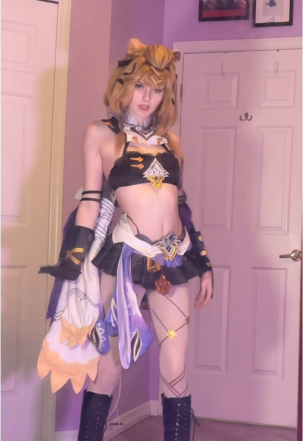 Meow moew moew I love this dance sm it’s so fun #hi3 #hi3cosplay #pardofelis #pardofeliscosplay #cosplay @♡︎ ale ⋆˙⟡ @marchie!! 💗 @☆ • 𝐀𝐭𝐥𝐚𝐬 • ☆ @vince @𐂯 . MARS/MIKA(๑╹ω╹๑ ) @🥧﹏୨pie୧﹏🥧 @•🎀𝔉𝔦𝔷𝔷𝔶🎀• 