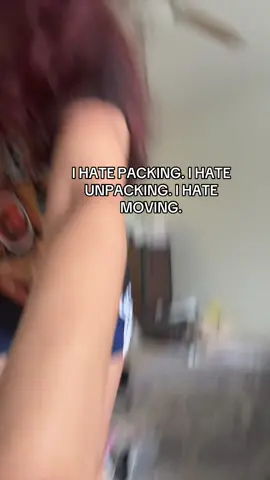 UGHHHHHEHEJEJ im excited to decorate though! #college #apartment 