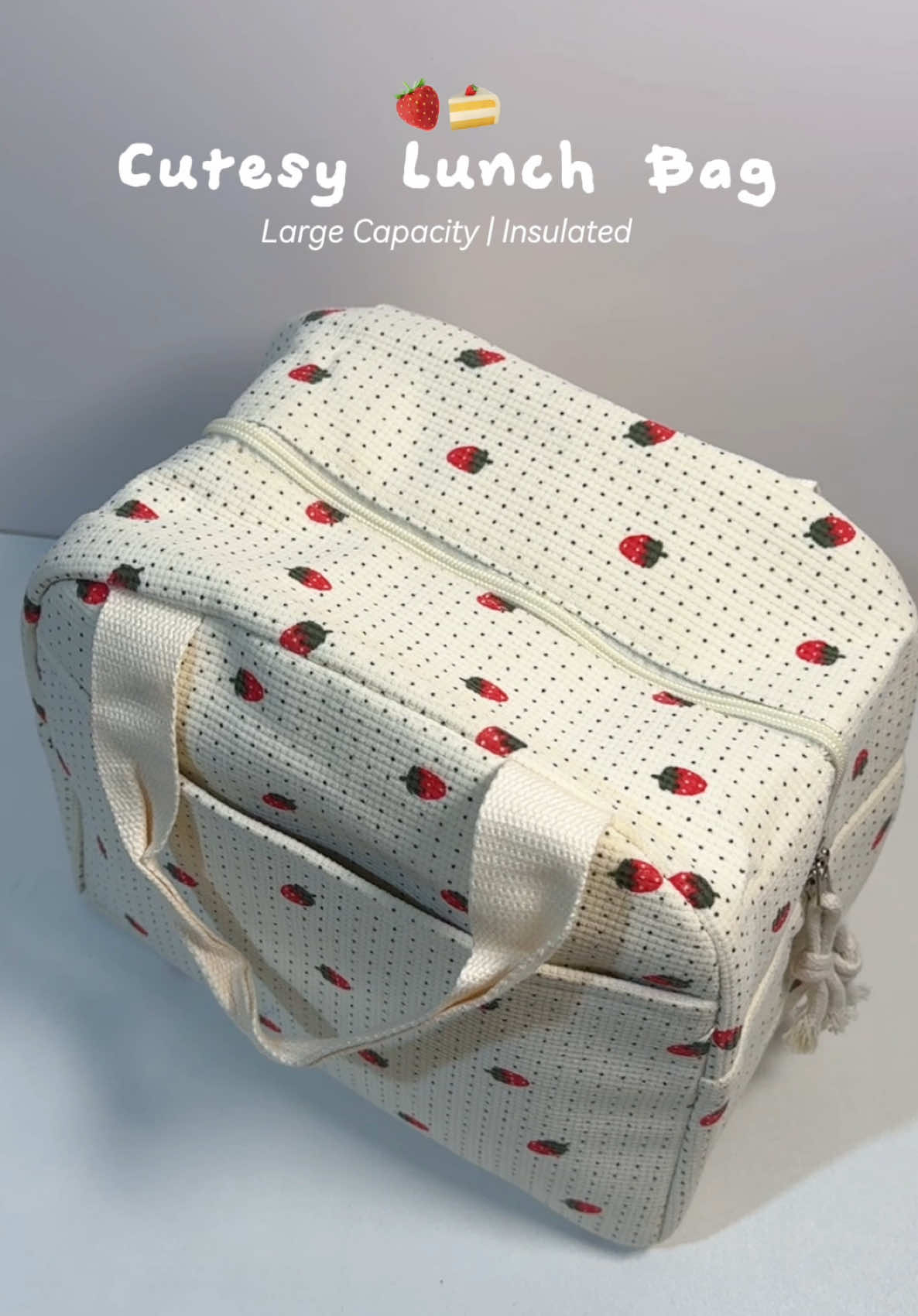 cutest large capacity lunch bag 🍓🍰 #lunchbag #lunchbaglargecapacity #lunchbox 