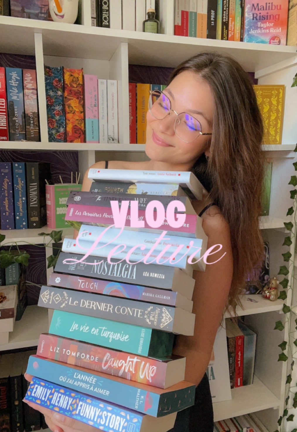 Je lis un livre par jour pendant une semaine ! Nouveau vlog booktok 🪷🎀 #Vlog #vlogbootok #booktoker #vloglecture #booktokfrance @Comet @Big Bang @Les éditions Hugo New Romance @rageotediteur @Éditions Albin Michel 
