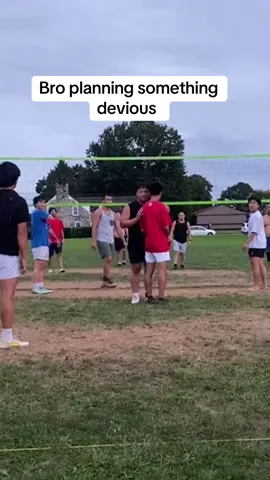 Pump fakes in volleyball?? #fyp #foryou #volleyball 