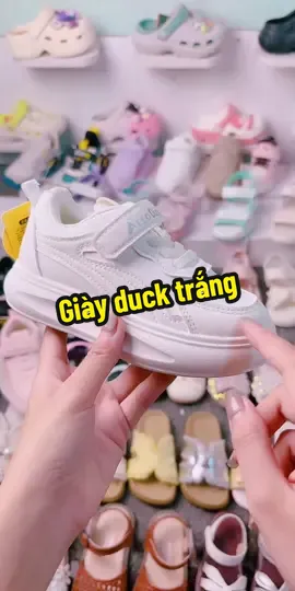 Giày full trắng da mềm cho bé#giaydeptreem  #tiktoklive #livehighlights 