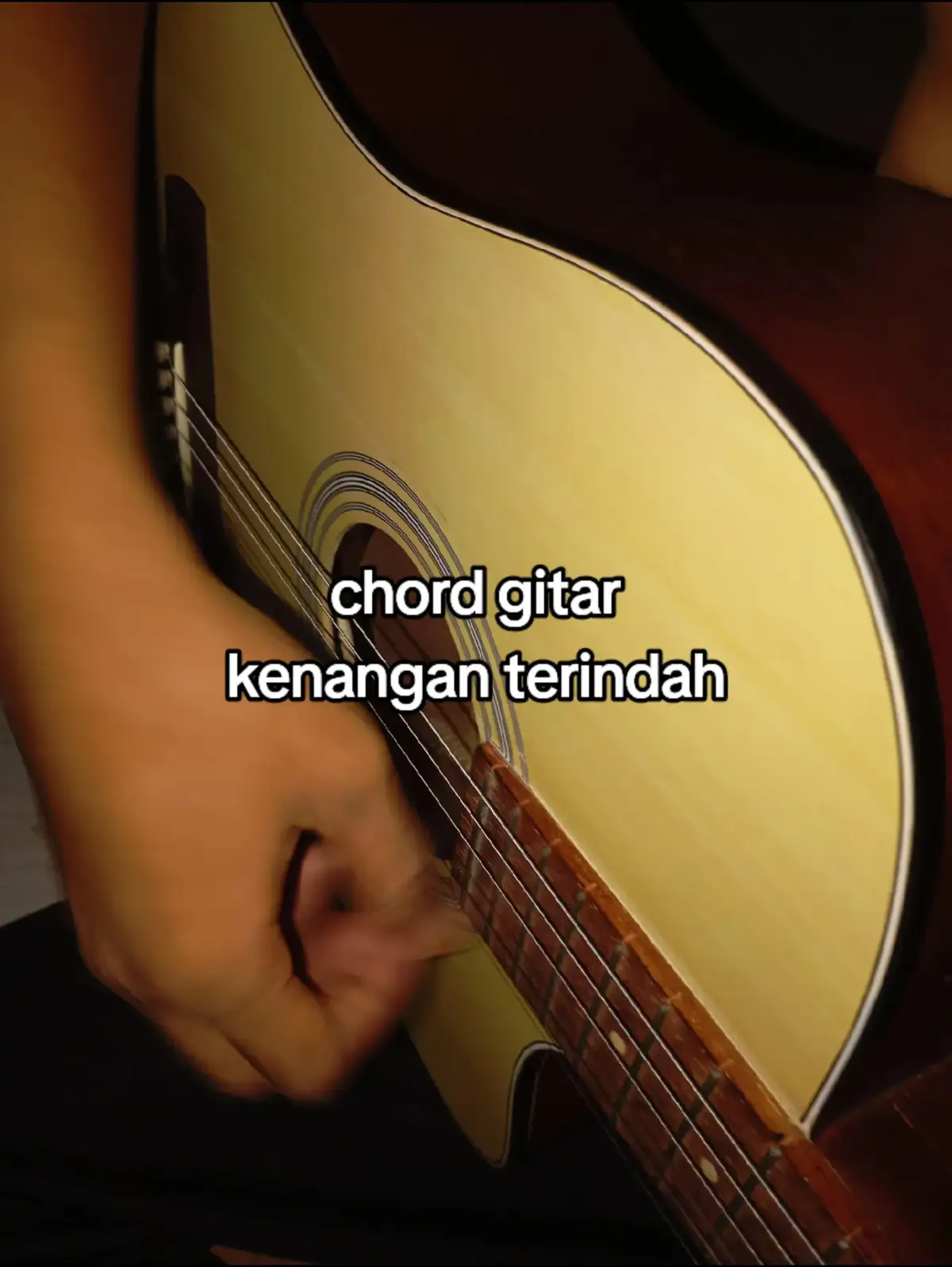 #chordgitar #kenanganterindah #gitarcover #chordmudah #belajargitar 