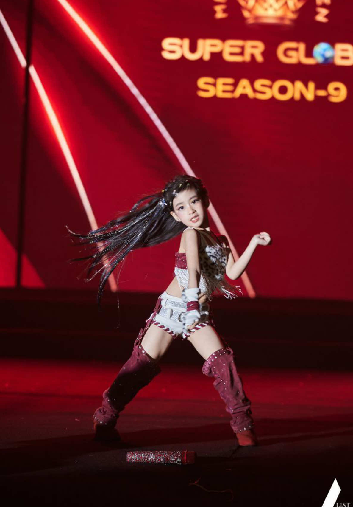 I designed a K-pop stage costume for a 6 y/o girl 🏆 #kpop #jennie #blackpink #kids #dancecover 