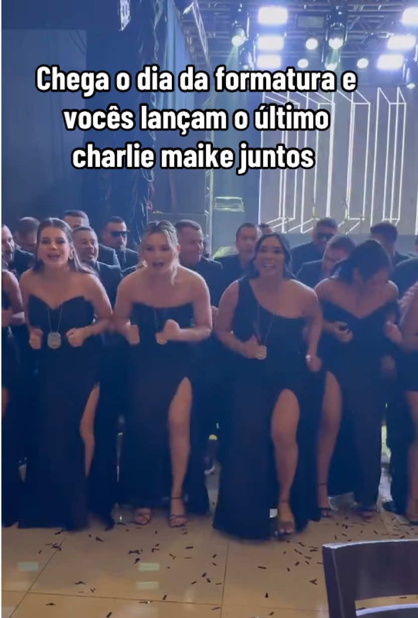 Palmas no pé esquerdo…  Valeu as bolhas no dia seguinte 🥺#polocialfeminina👮‍♀️ #bailedeformatura #policiapenal #Acre 