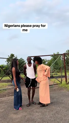 Nigerians please pray for me