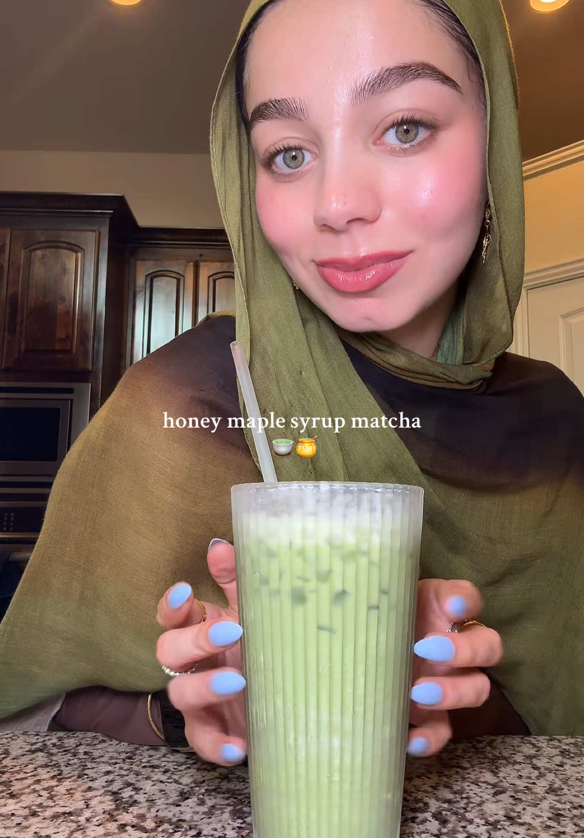 i’ve been slacking on my matcha & coffee series 😞 this was delicious #matchaathome #matchatok #hijabigirl #ArabTikTok #fypシ 