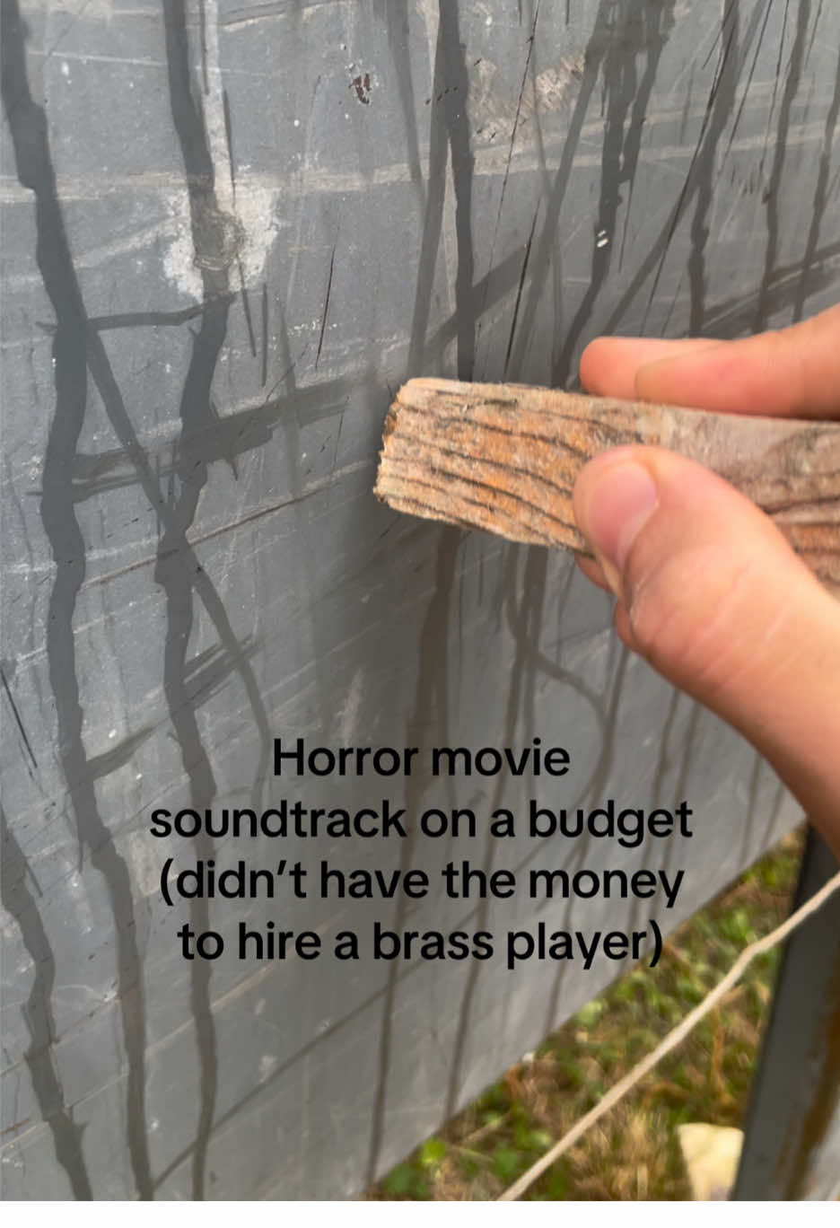 This retired tank just sounds so nicceee #sound #sounddesign #horror #creepy #foley 