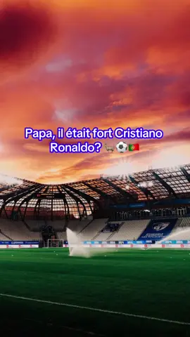 Papa, il était fort Cristiano Ronaldo ?🐐⚽️🇵🇹 #cr7cristianoronaldo #pourtoii #footballtiktok #footballedit #commentary 