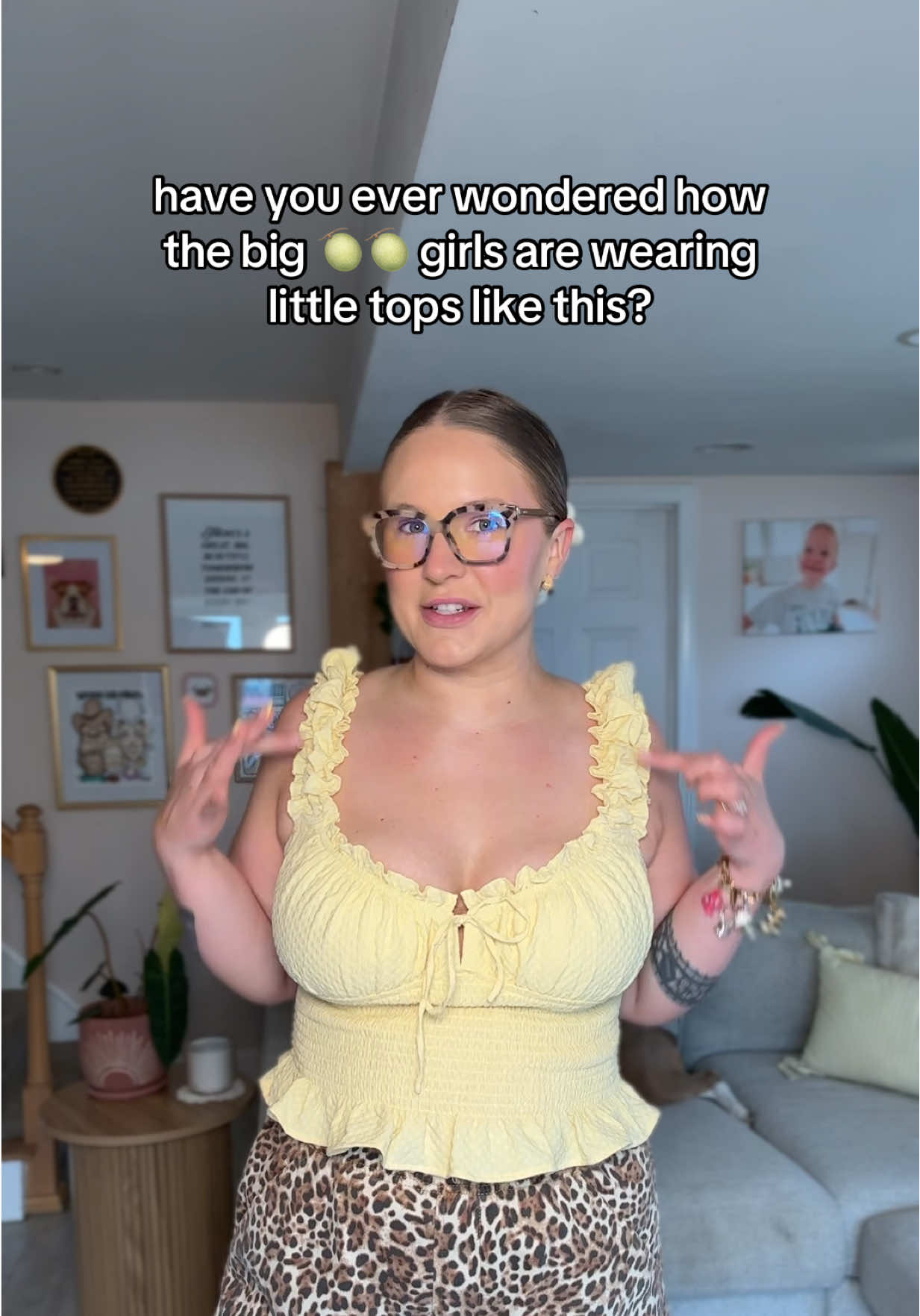 Big 🍈🍈s with a little top? Get a balconette bra!! #bra #bratok #brahack #fashionhack #bras 