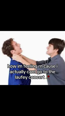 i hate everything about my school guys 😭😭😭 #laufey #sobbing #fyp #foryou #foryoupage FAKE BODY TIKTOK