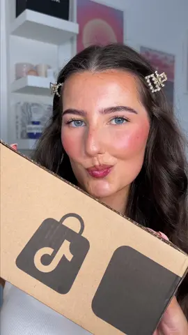 review?🍊 @thebeautycrop #cleansingbalm #thebeautycrop #unboxing #asmr #skincareasmr 