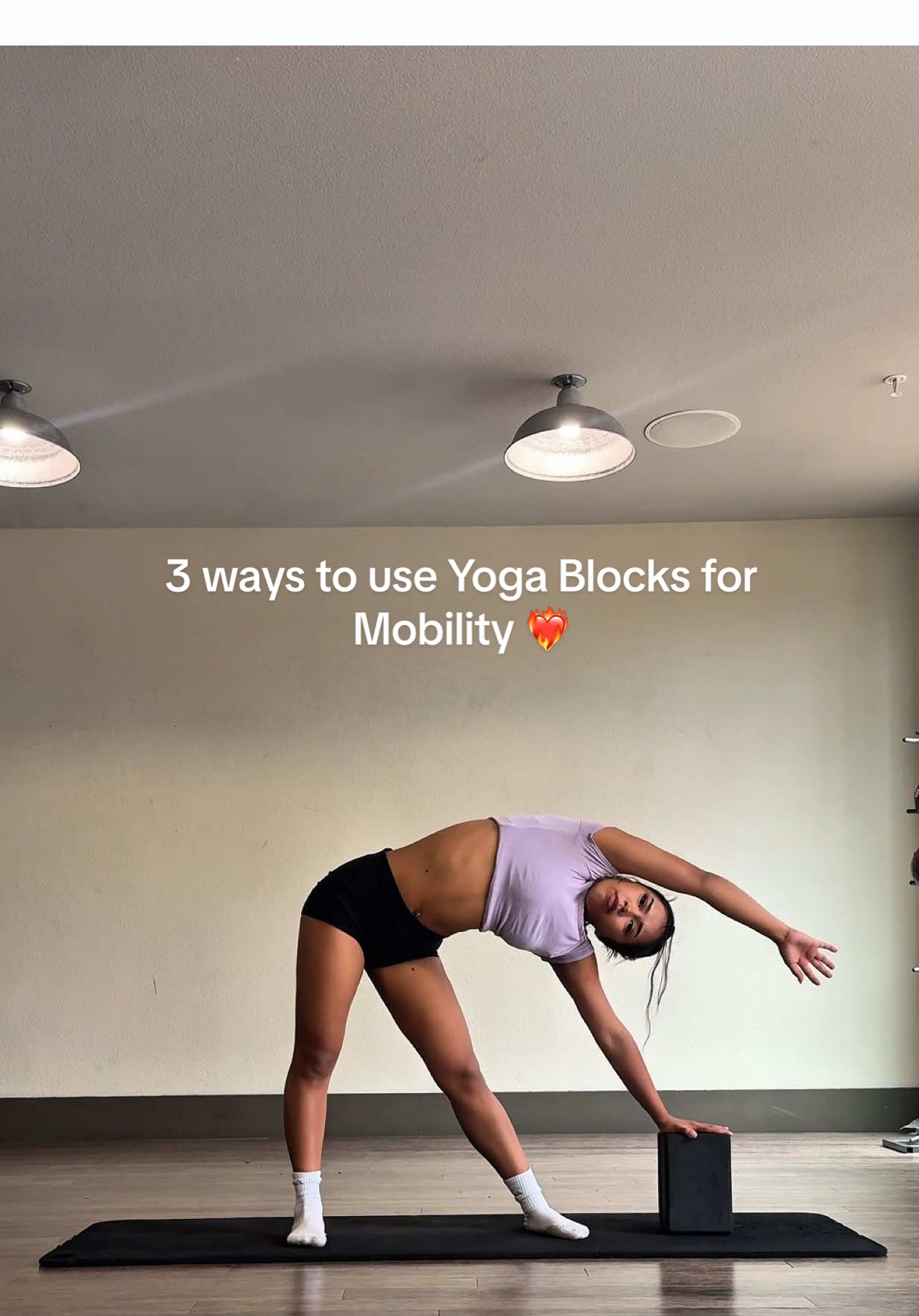 3 ways to use yoga blocks— Mobility ❤️‍🔥 - hold each position 10- 30 secs ⏱️ - LISTEN to your body! slight pressure ✅ sharp pain ❌ - focus on deep breathing 😮‍💨 Slow movements & Consistency 💗 — #mobility #fyp #Fitness #mobilitytraining #foryou 