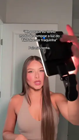 Ela é a MELHOR 🤌🏻 #ledportatil #iluminação #iluminaçãoled #blogueira #tiktokshop 