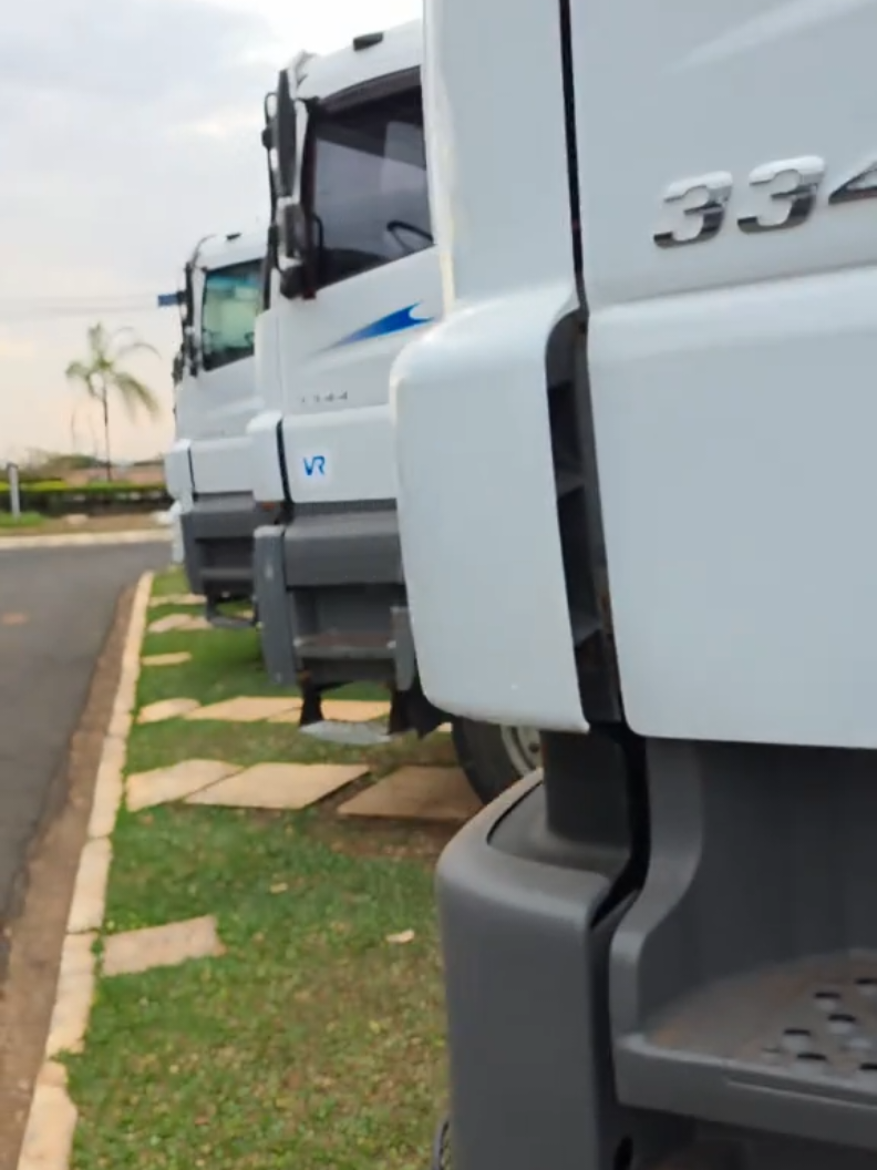 Mercedes-Benz Axor 3344 S em estado de 0 km é Aqui!! WhatsApp 17 997665868  #Axor3344S #canavieiro  #axor #cavalomecanico #madereiros😎🚜 