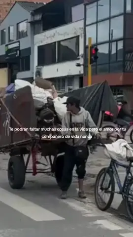 No importa tu estado físico como este mientras la compañía que amas no le falte nada con eso basta 