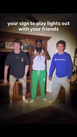 No way he’s still moving😭@Collins Key #fyp #viral #collinskey #funny #lightsout #youtube #meme 