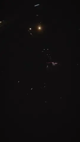 يا غلا العنين لو تدري عقبكم وش لي حصل فينا كنها الأيام ذباحه كم خذت غالي و تشقينا كل ما عشت الهوى سلوى ردت ألايام ماضينا ما لهاني الوقت من دونك كل ممسى فيه تضوينا#هادي_جابر 