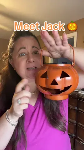These metal pumpkin jack o lantern pumpkin solar lanterns are so perfect for Halloween decor. Whether you use them outside or inside they are so well made they will glow up any home decor decorations for Halloween season. Solar lights with hanging hook. @BlissfulAbode #solarlantern #pumpkinlights #lanterns #halloweendecor #halloweendecorations #jackolantern #pumpkinlantern 