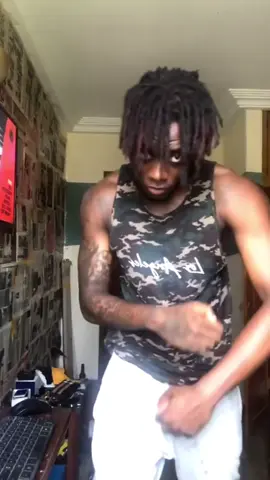 Himra dans la maison #pourtoi #himra @BAMBA2.0🧶🔫⚔️ 