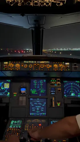 A320N TAKEOFF#takeoff #airplane #airbus #aircraft #viral 