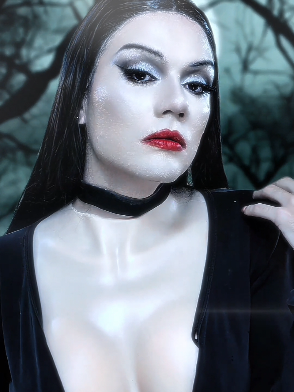 Respuesta a @eduardobrans Morticia Addams 🥀 #makeup #wednesdayaddams #morticiaaddams #look #beautygoth 