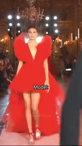 Models vs célébrities ✨ #emilycooper #fyp #model #viralvideos 