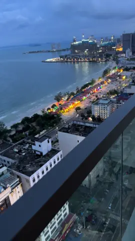 凌晨的西港