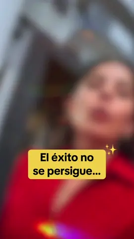No persigas el éxito. Atraelo. Pero primero… convertite en alguien digno de él. Recuerda, Si trabajás más en tu empleo que en ti… siempre vas a trabajar para alguien más. #mentalidadderiqueza #autoestima #crecimientopersonal #mentalidadganadora #tiktokmotivacional  