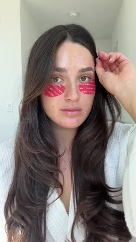 pink & peachy 🏹 #beautycommunity #frecklefriendlymakeup #grwmmakeup 