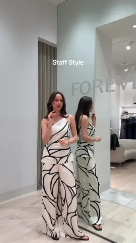 Staff Style. Shop the Miya set online and in-store now.  #forevernew #staffstyle #matchingset #set #pantandtop 