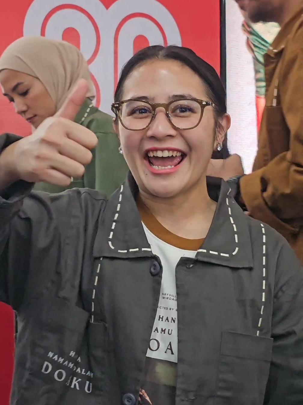 si gapernah absen kalo promo film, sehat sehat yaaa🫵🏻🫶🏻 janganlupa guyss HARI INI FILM HANYA NAMAMU DALAM DOAKU TAYANG di seluruh bioskop kesayangan kalian! 💚 #prillylatuconsina #prillylatuconsina15 #prillylatuconsina96 #hanyanamamudalamdoaku #HNDD @prilly latuconsina 