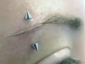 Eyebrow piercing.#eyebrowpiercing #piercing #fyp #idk #fypppppppppppppp 