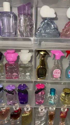 On Wednesday we wear pink 💕💗💖💓. #pinkwednesday #pinterestaesthetic #miniperfumes #perfume #miniperfumecollection 
