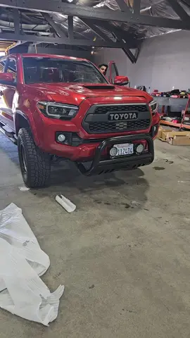 #professionalinstallation #carandtruckaccessories #latinobusiness #toyotanation #soldandinstalled @GMXMOTORSPORTS 