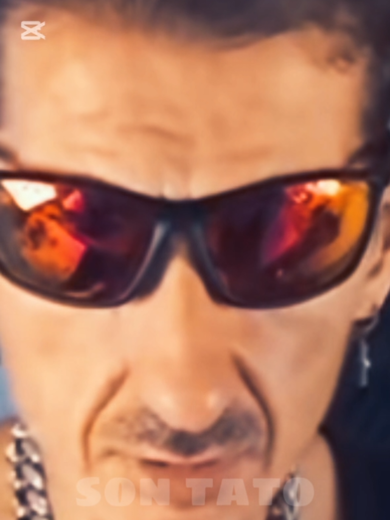 David Evil y su sexto sentido #churumbel #zonagemelos #davidevil #humor #johncobra 