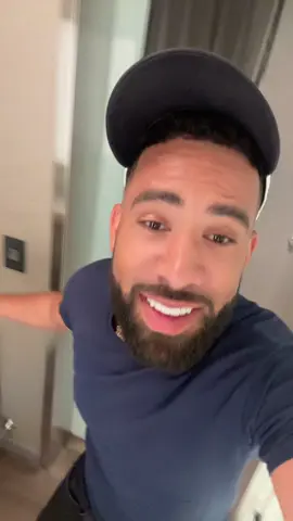 NYC IM HERE & U CANT GET RID OF ME 🗽  SHOW ON FRIDAY AND IM HAPPY AND MAKIN HELLA TIKTOKS .. LOOK AROUND LOOK AT LIFE 🥲 #superduperkyle 