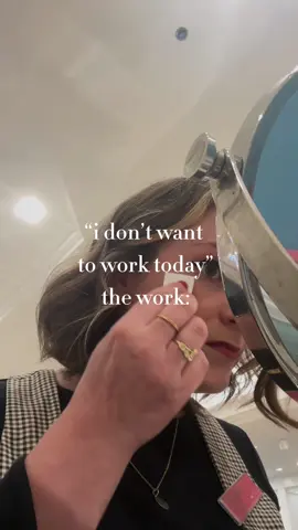 okay my job can be fun #esteelauder #esteebeautyadvisor #beauty #makeup  inspo: @jasmine 